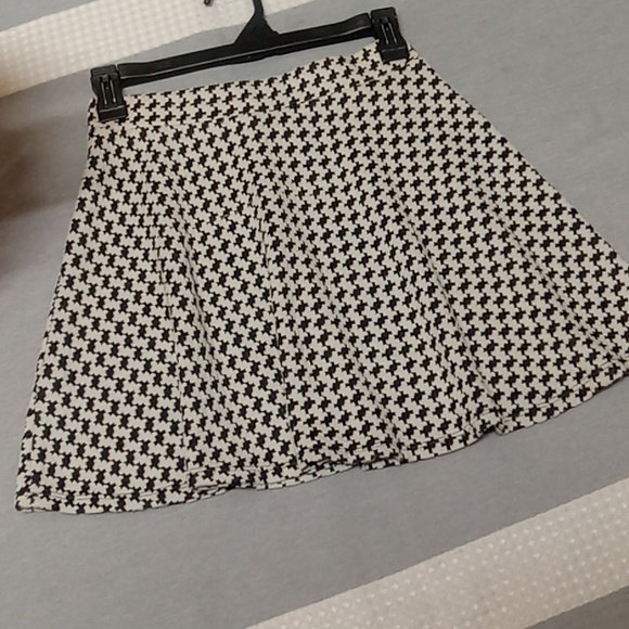 Tweed Mini Skirt - Picture 4 of 14